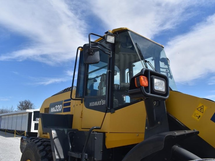 2019-komatsu-wa320-8-image-31