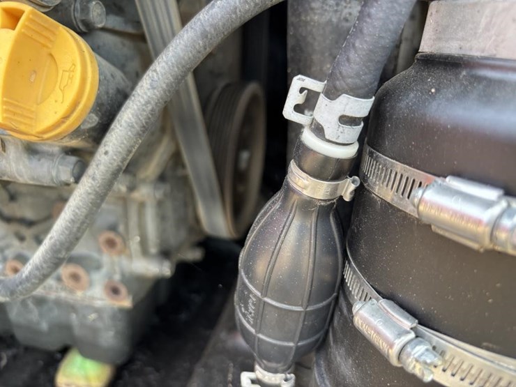 2017-bobcat-t650-image-41