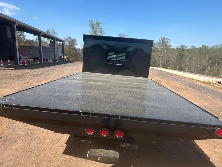 2019-ford-f350-xl-image-15