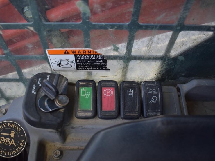 kubota-svl90-2-image-47