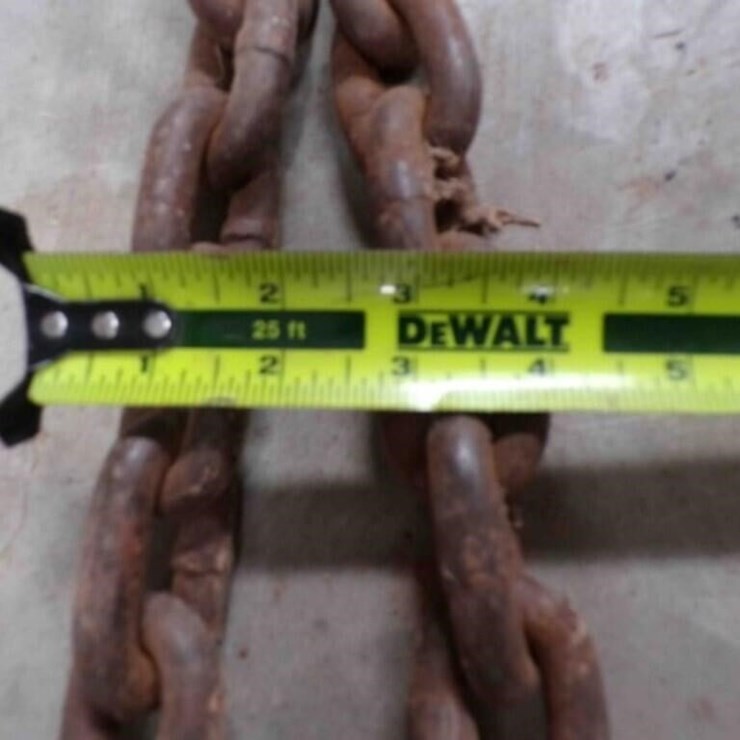 large chain with slant hooks