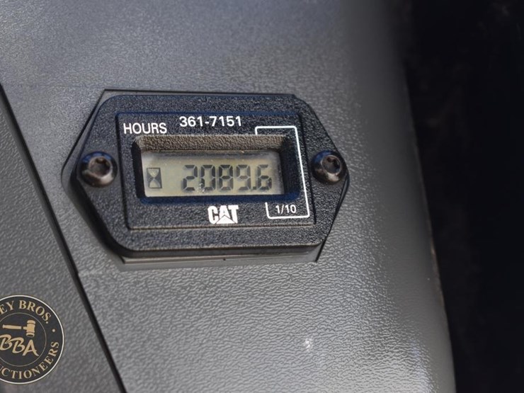 2012-caterpillar-257b3-image-59