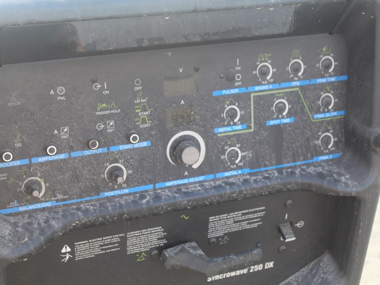 #8048-•-miller-sycrowave-250-dx-welding-machine-image-6