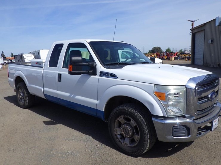 2015-ford-f350-image-2