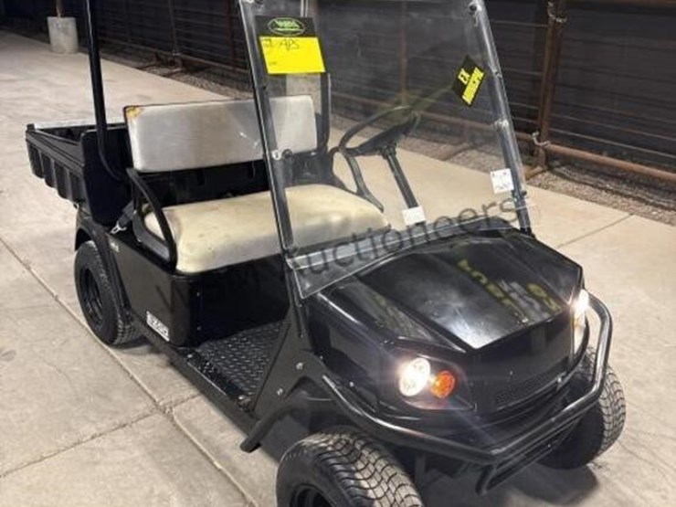 2014-e-z-go-terrain-250-image-2