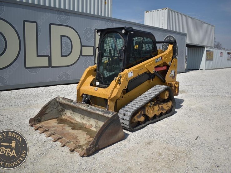 2023-caterpillar-259d3-image-1