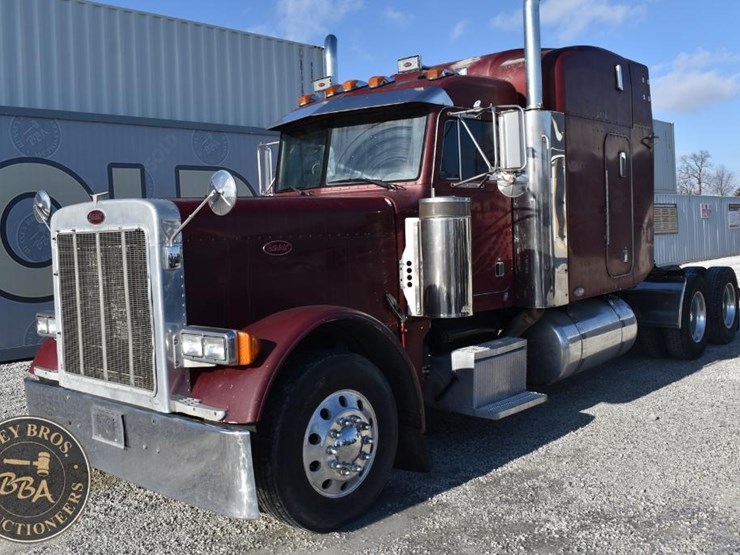 2004-peterbilt-379-image-3