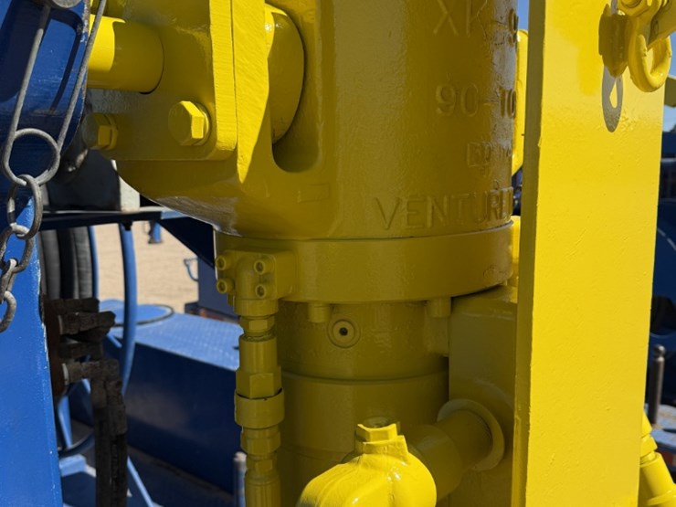 2014-caterpillar-c4.4-image-8