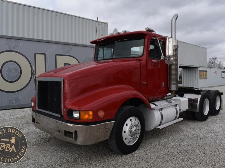 1992-international-9400-image-1