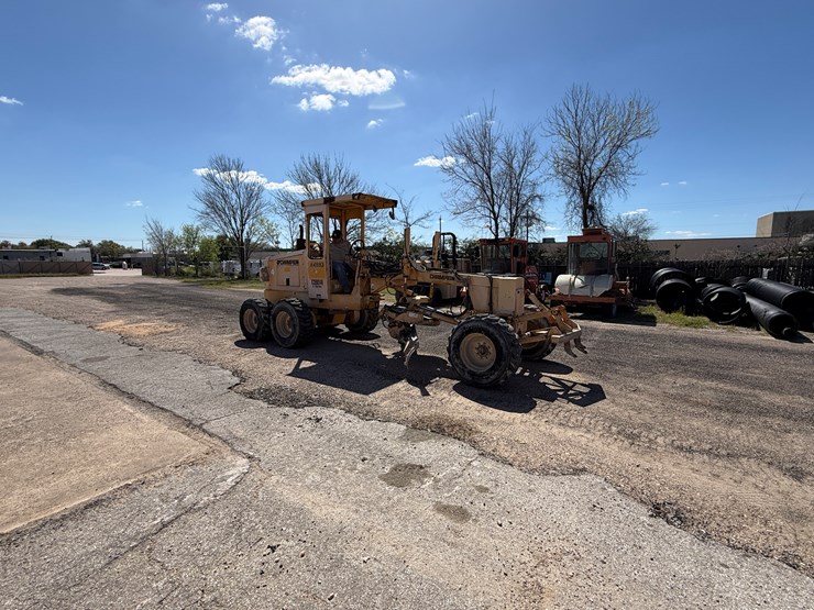 2000-champion-c80a-image-4