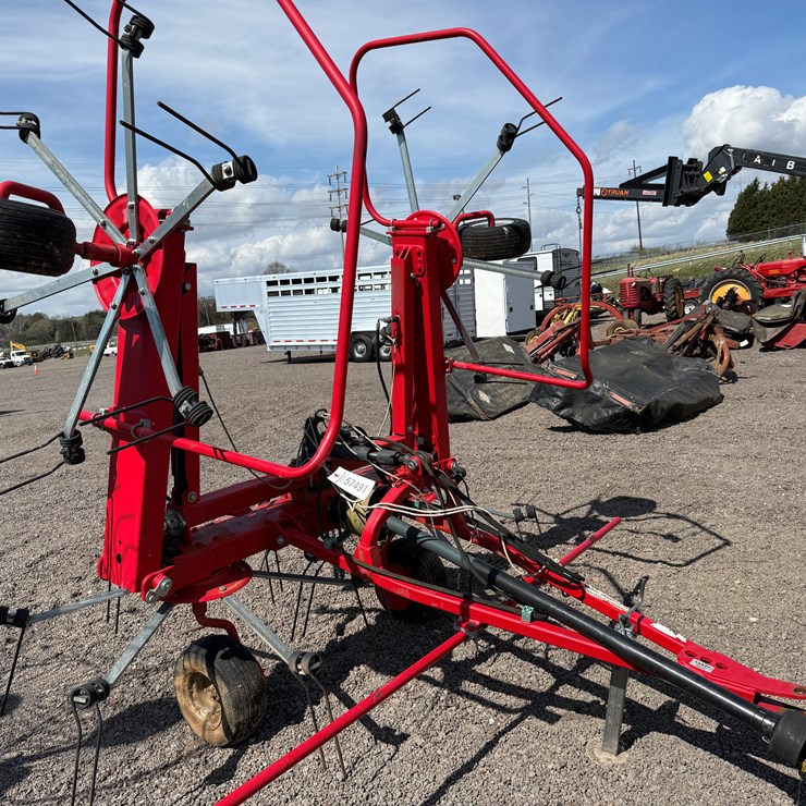 #66 • 2017 ENOROSSI G4V 520 PULL TYPE TEDDER