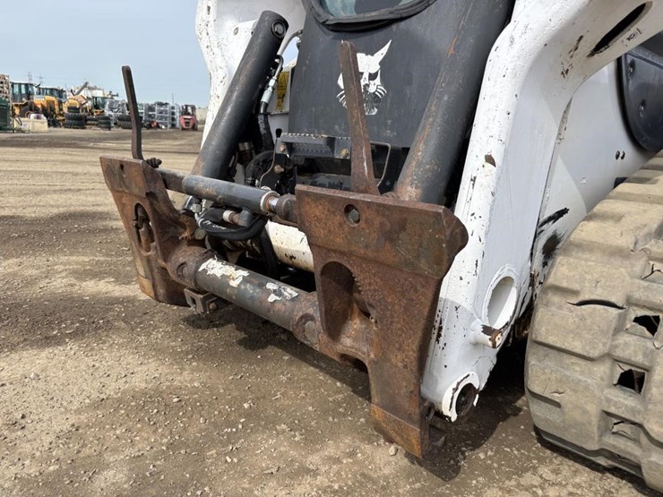 2021-bobcat-t66-image-9