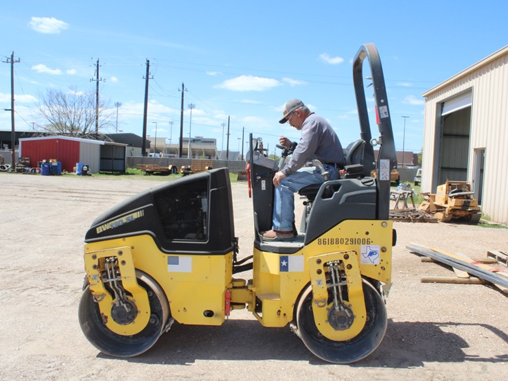 2014-bomag-bw120ad-image-2