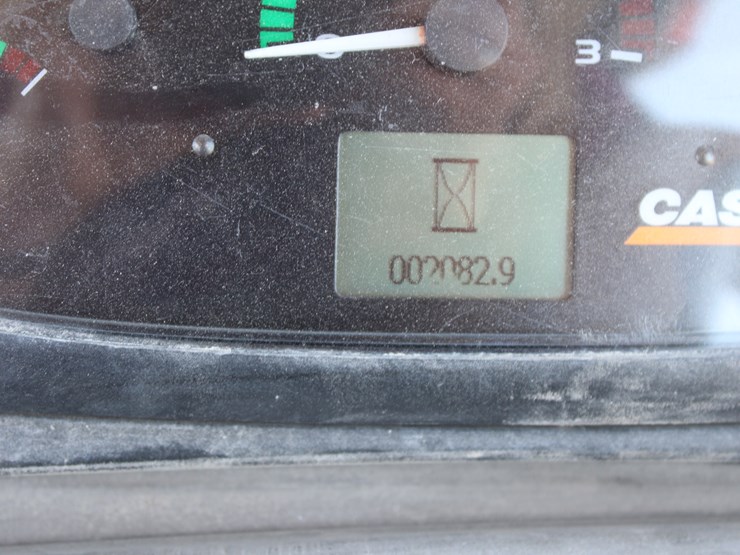 2014-case-580n-image-15