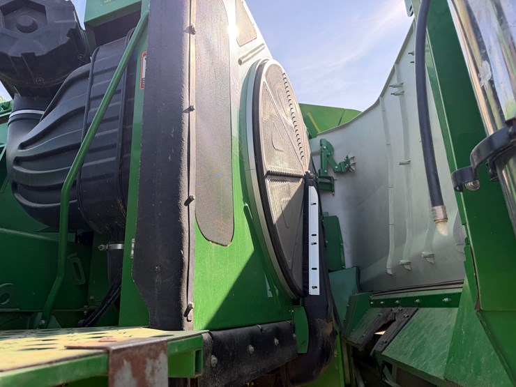 2014-john-deere-s670-image-117