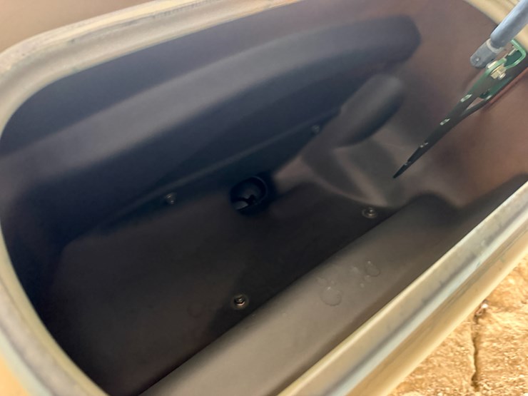 great-plains-yp825a-image-37