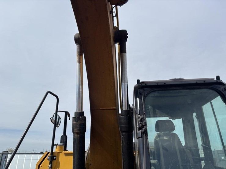 2019-caterpillar-313flgc-image-16