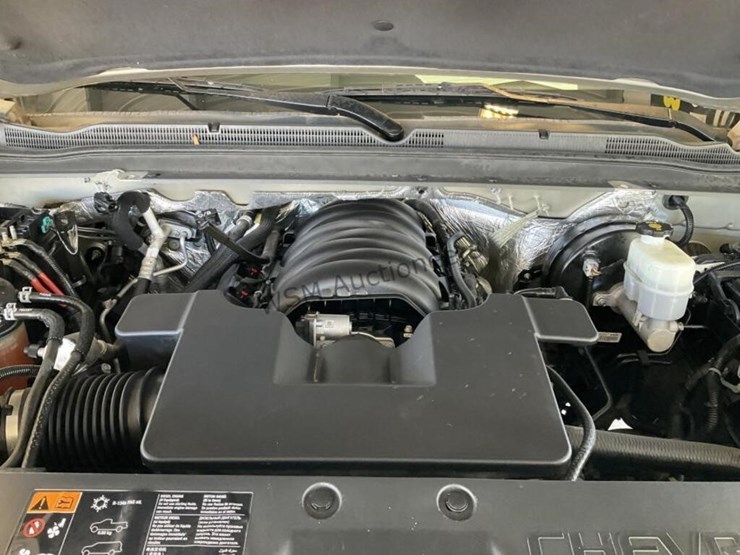 2015-chevrolet-tahoe-image-9