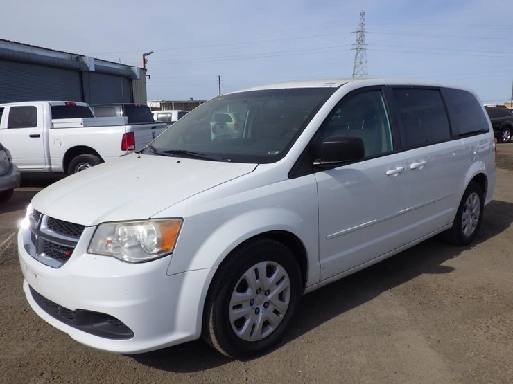 2015-dodge-grand-caravan-image-1