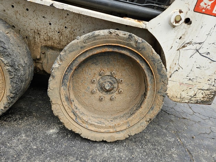 bobcat-s130-image-36