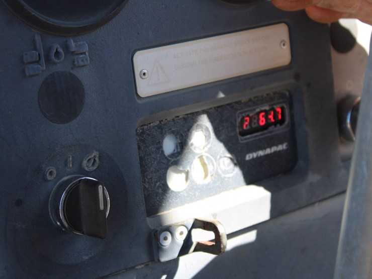 2005-dynapac-ca152d-image-6