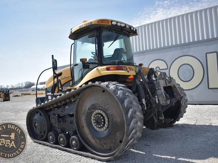 2004-challenger-mt765b-image-5