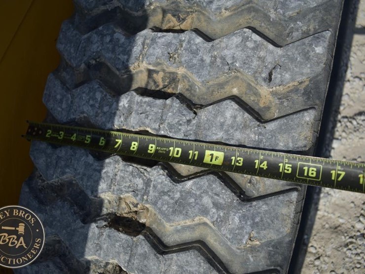 2022-caterpillar-259d3-image-22