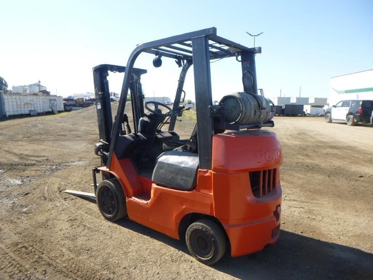 toyota-7fguc20-forklift-image-4