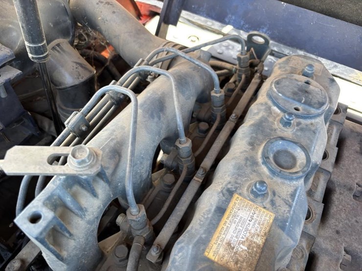 1999-kubota-r520-image-38