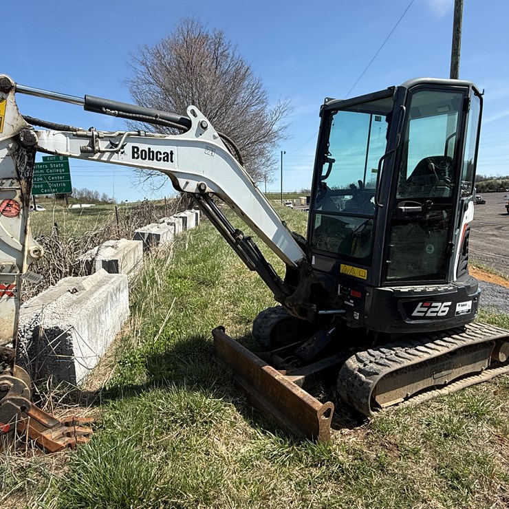 2020 BOBCAT E26