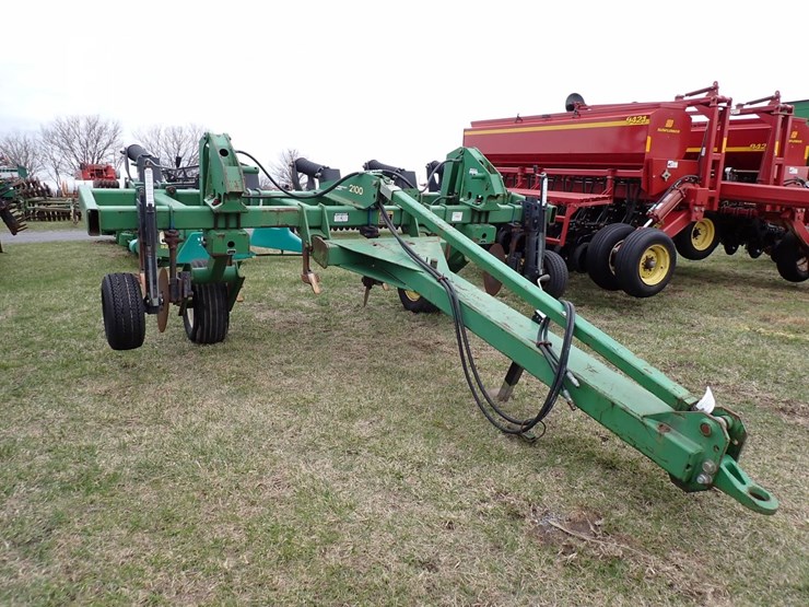 john-deere-2100-image-2