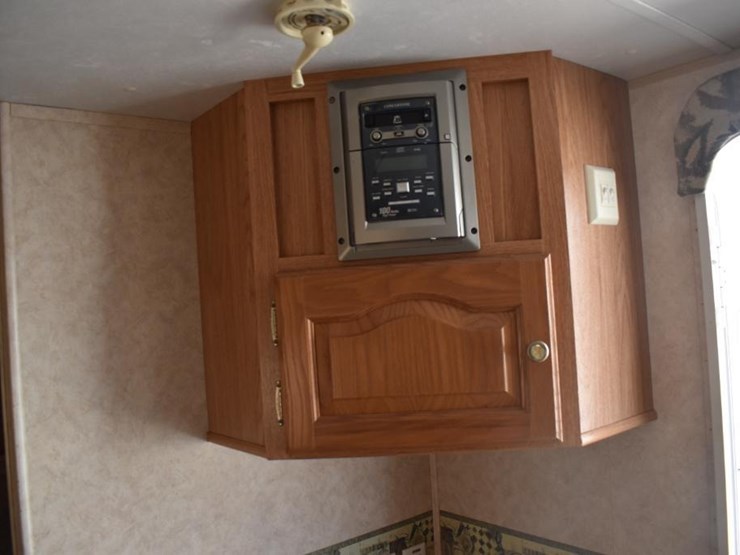 2008-forest-river-rockwood-8318ss-42661-image-44