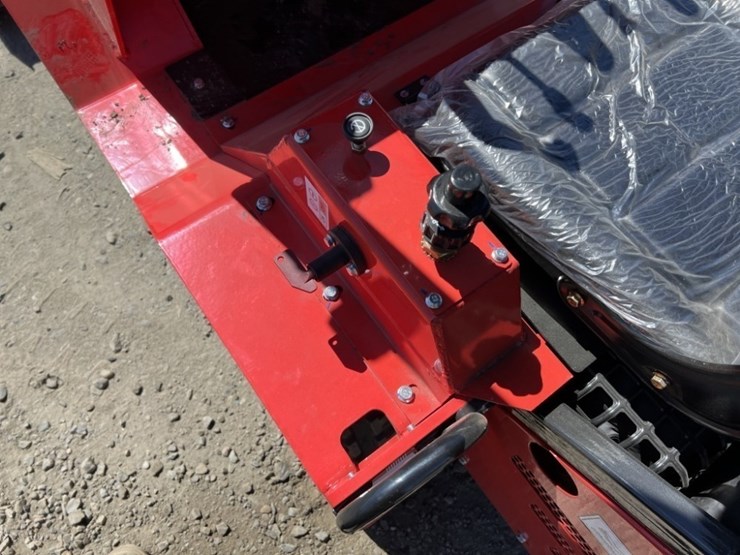 2026-agt-sda-140t-mini-compact-track-loader-image-19