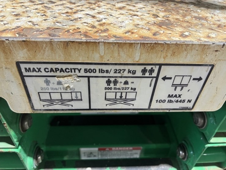 2017-jlg-1930es-image-15