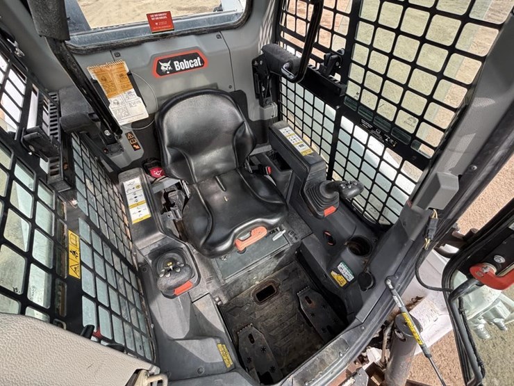 2021-bobcat-t66-image-19