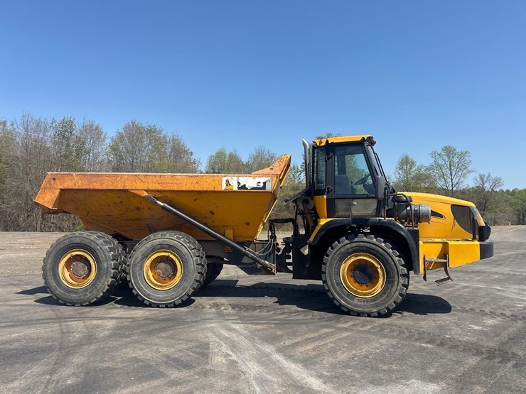 2006-jcb-722-image-2