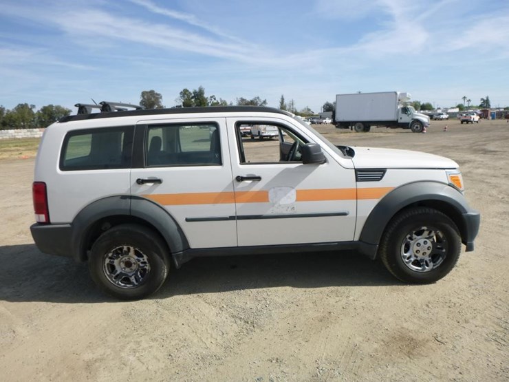 2008-dodge-nitro-image-19