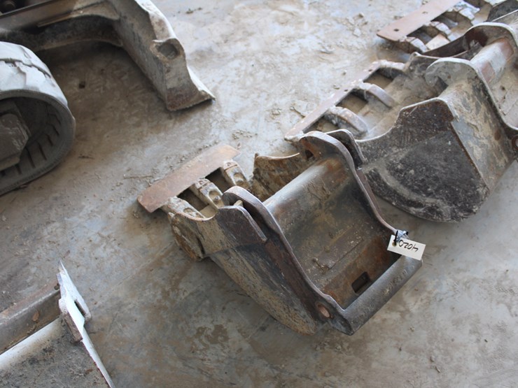 #4020-•-12-in-bucket-image-2