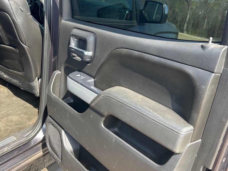 2015-chevrolet-silverado-ltz-2500hd-4x4-crew-cab-pick-up-truck-image-21