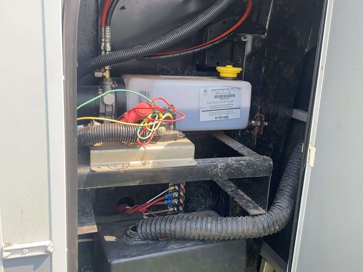 2011-heartland-big-country-3595re-image-7