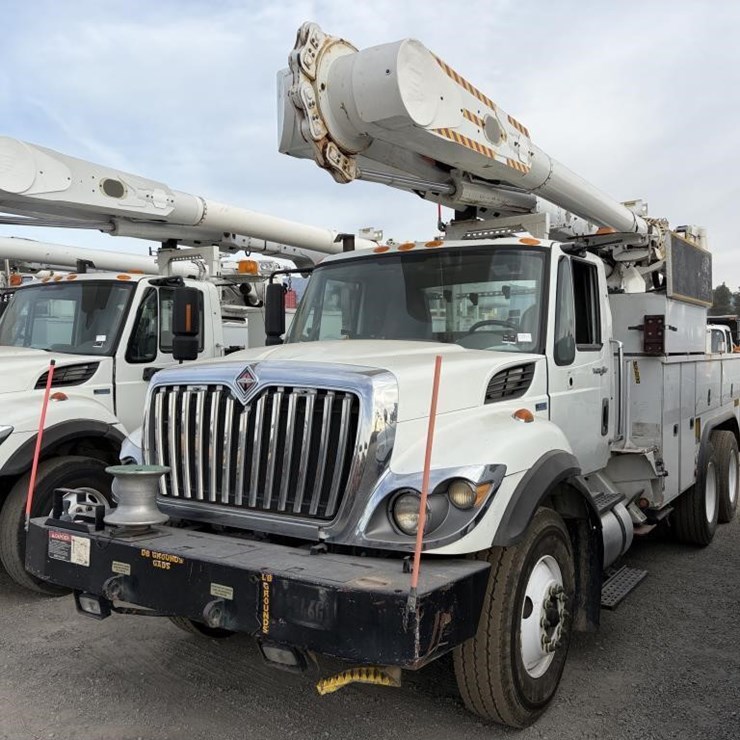 2013 INTERNATIONAL WORKSTAR 7400