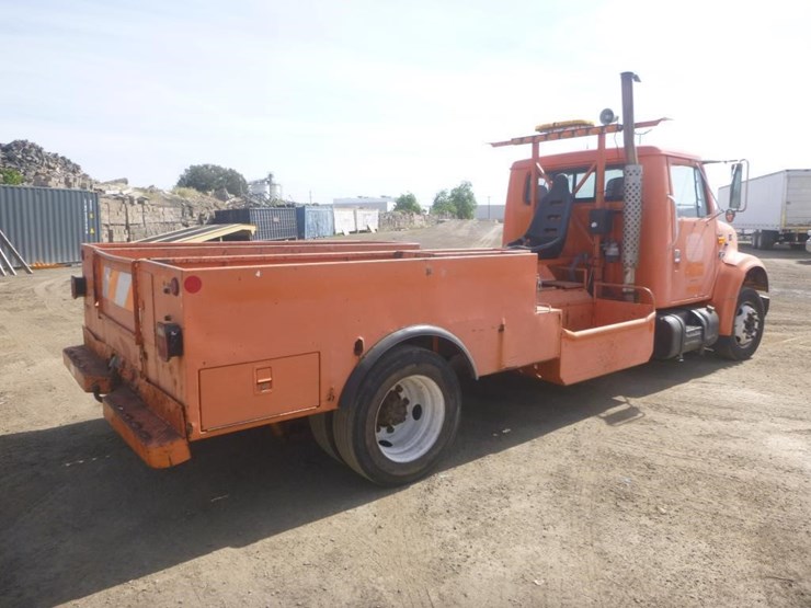 2000-international-4700-image-3