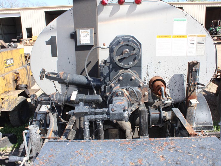 #2619-•-2003-etnyre-m4849-image-8