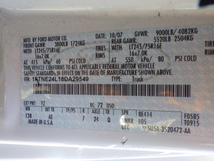 2008-ford-cargo-image-16