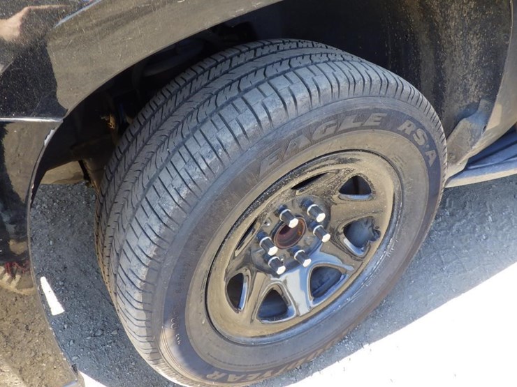 2020-chevrolet-tahoe-image-13