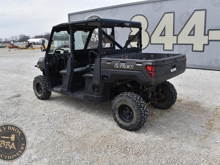 2019-polaris-ranger-crew-image-7
