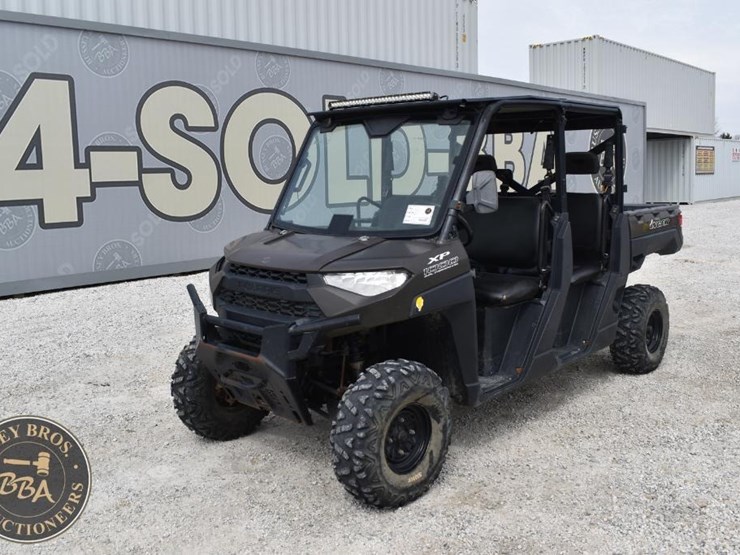 2019-polaris-ranger-crew-image-1