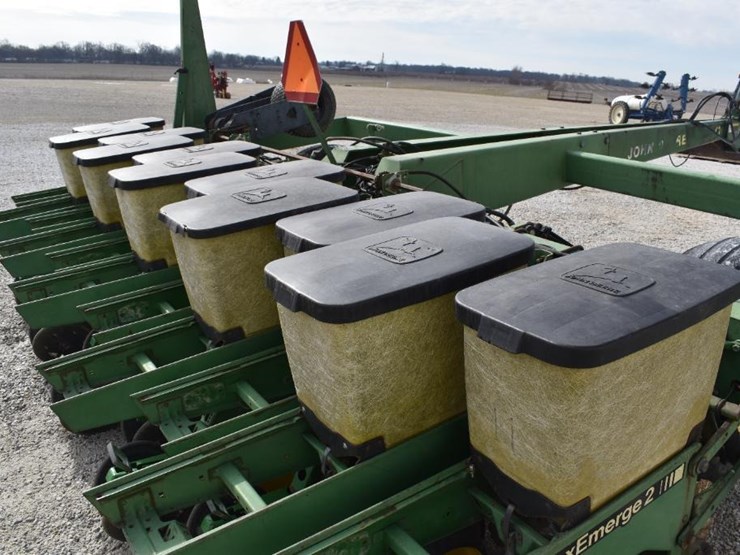 1990-john-deere-7240-image-12