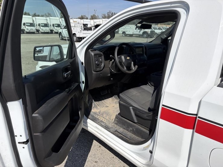 2019-chevrolet-1500-image-10