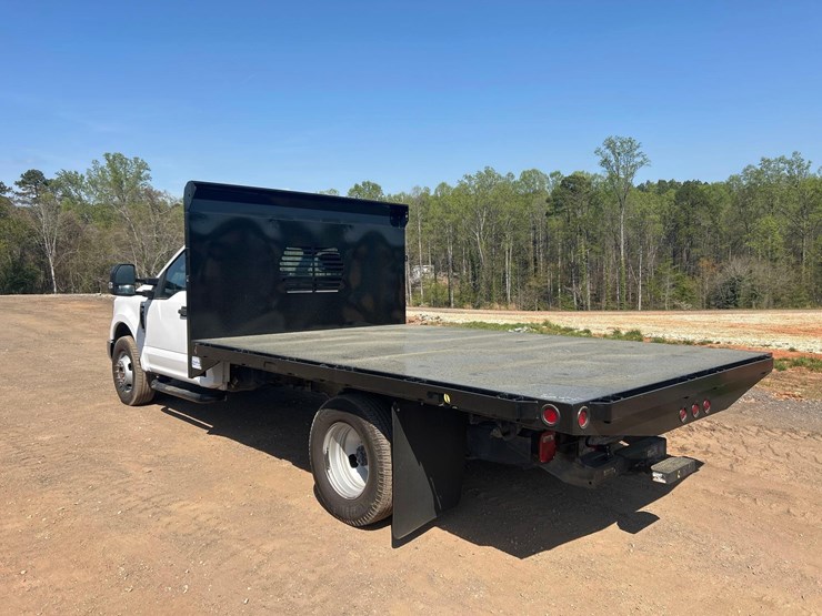 2019-ford-f350-xl-image-4